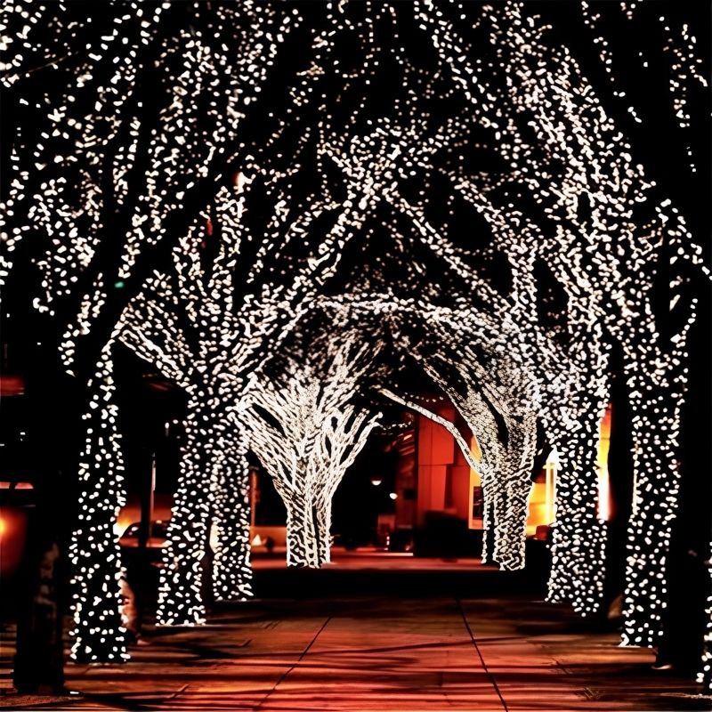 Solar-Powered LED Fairy Lights with 100 LEDs and Automatic Light Sensor, 17-Meter Strand