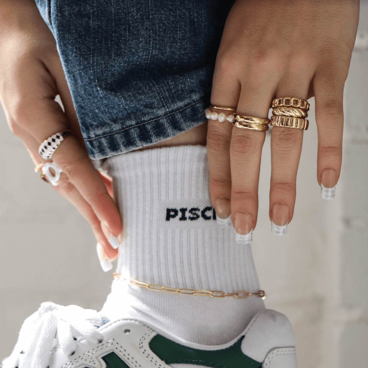 Stainless Steel Chain-Link Ring with Open Design and Gold-Tone or Silver-Tone Finish