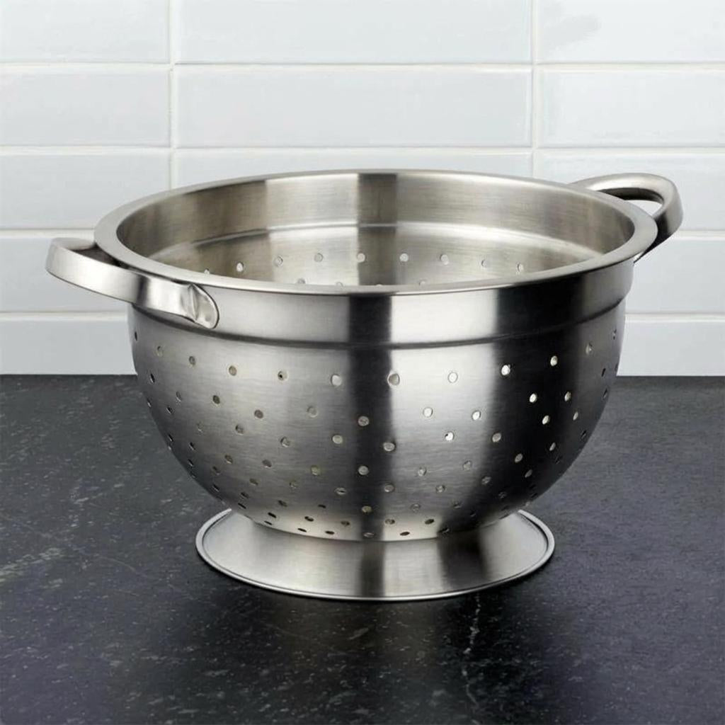 Stainless Steel Colander Footed 5-Quart, Draining Produce
