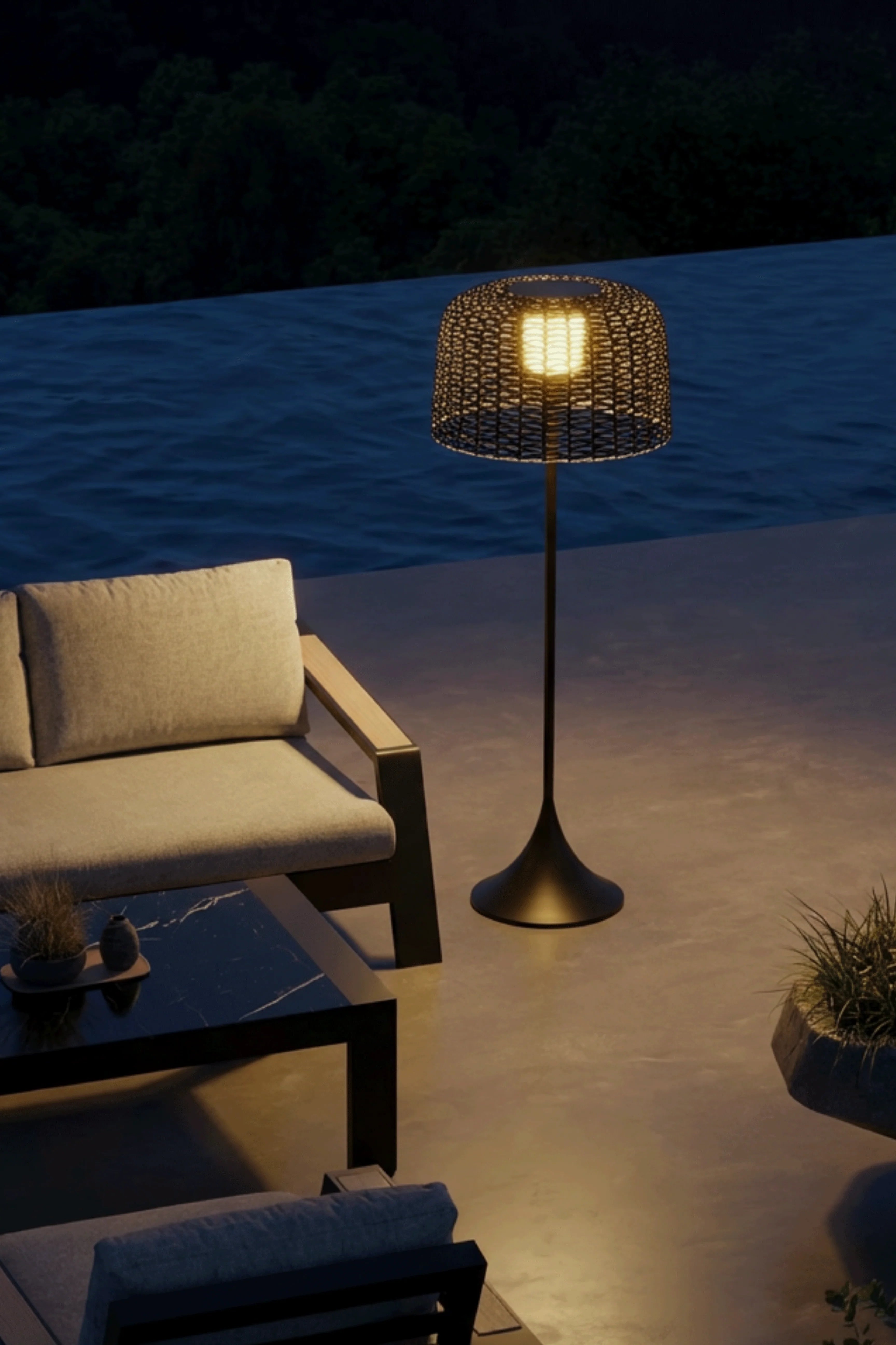 Solar Outdoor Lamp Mesh Shade, Floor Style, Patio Lighting