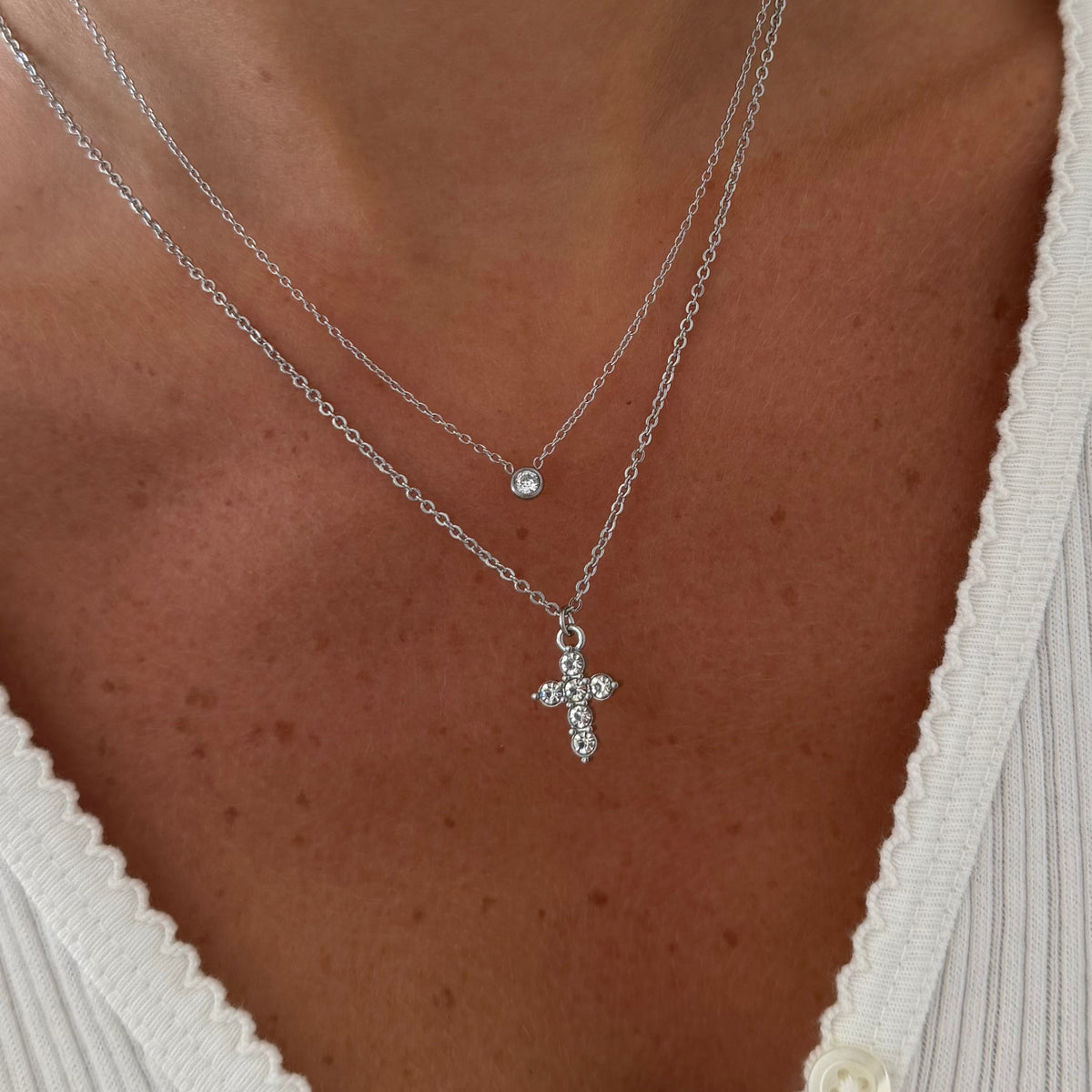 Cross Pendant Necklace with Chain and Clasp Closure