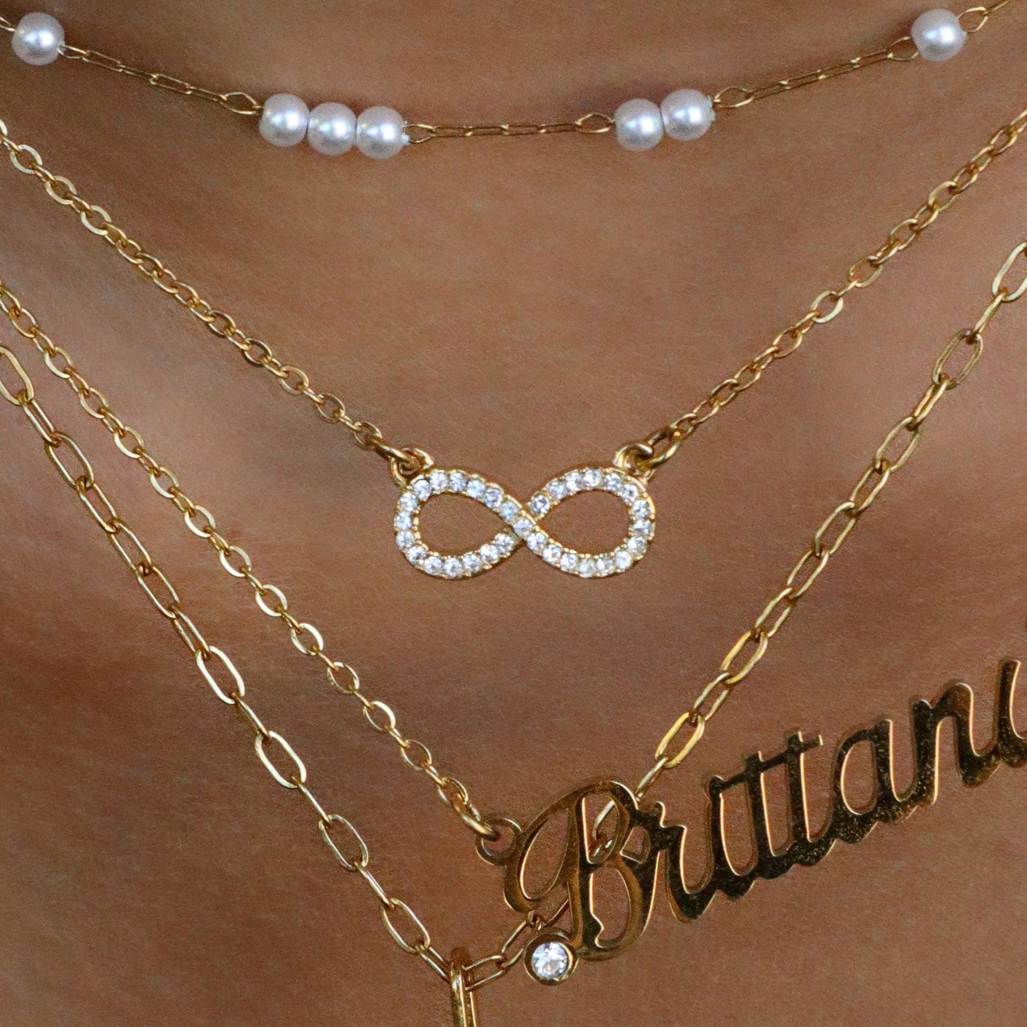 Infinity Symbol Pendant Necklace with Minimalist Geometric Design