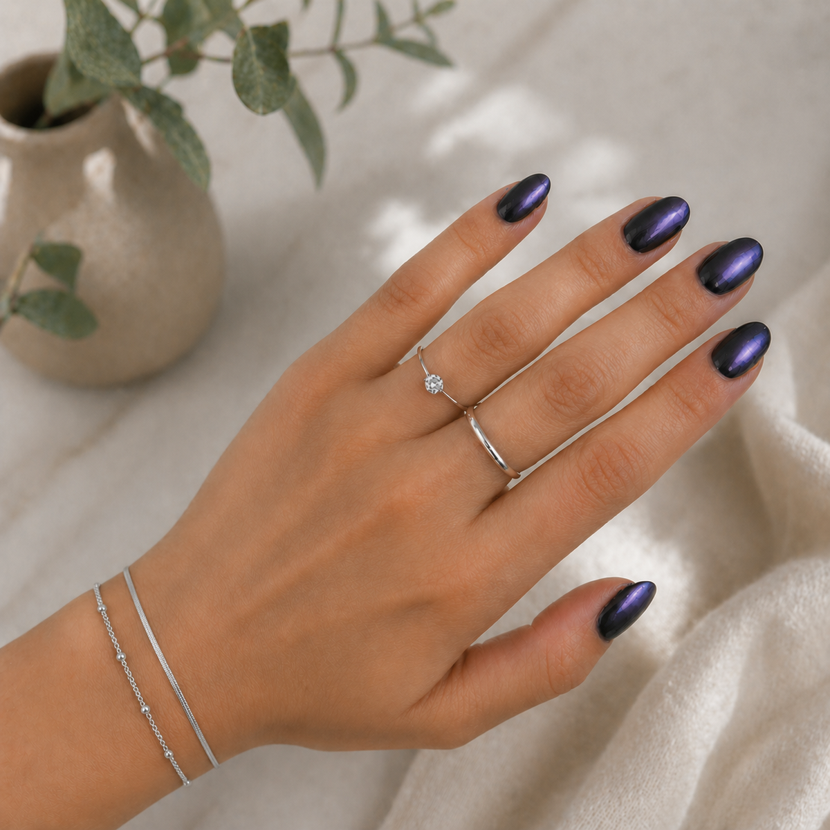 Plated Chaos Model Wearing 925 Sterling Silver & Cubic Zirconia Promise to Me Solitaire Ring