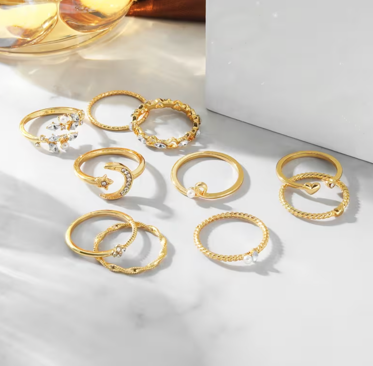 10 Piece Vintage Alloy Rings with Rhinestone Details and Elegant Design