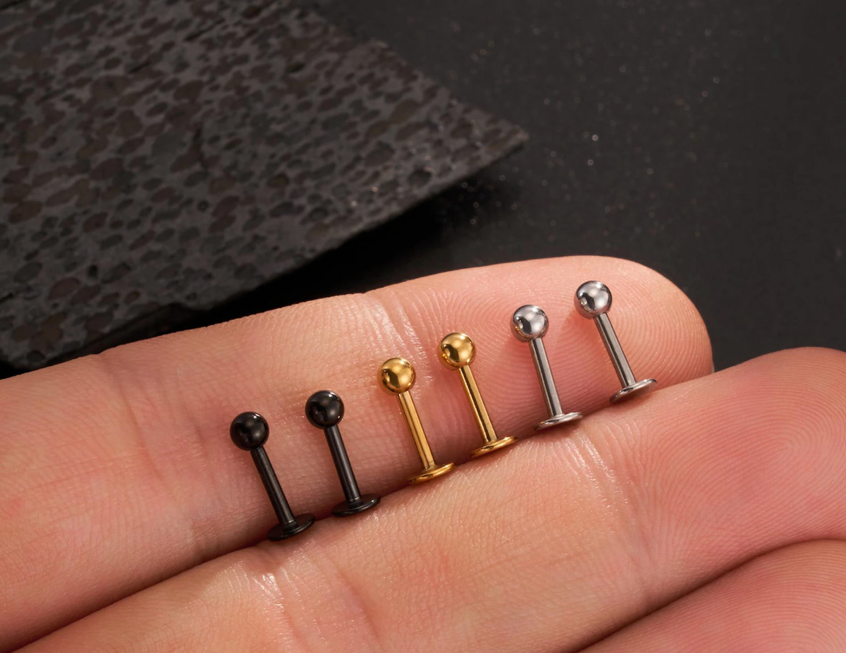 Labret Studs 16G with Threaded Ball Ends and Flat Back, 6 Piece Set