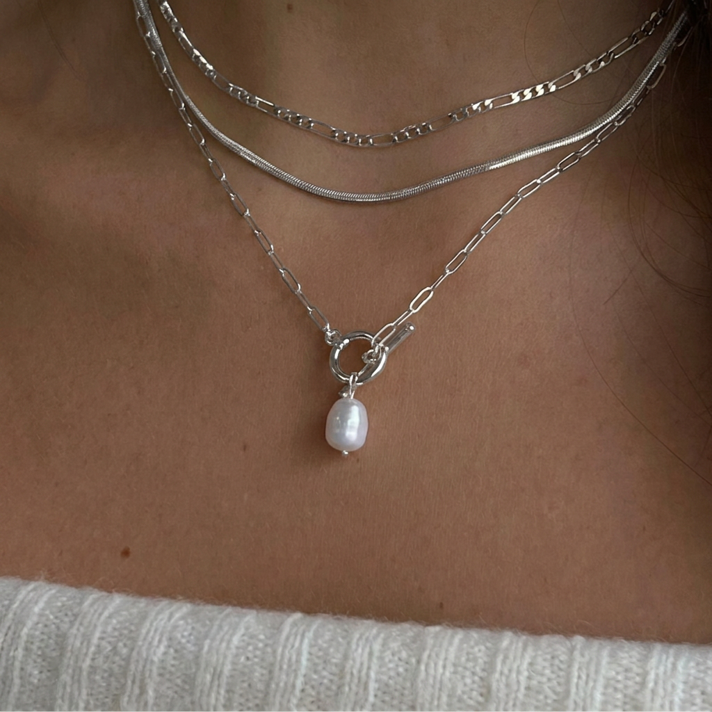 Freshwater Pearl Toggle Necklace with Link Chain Design