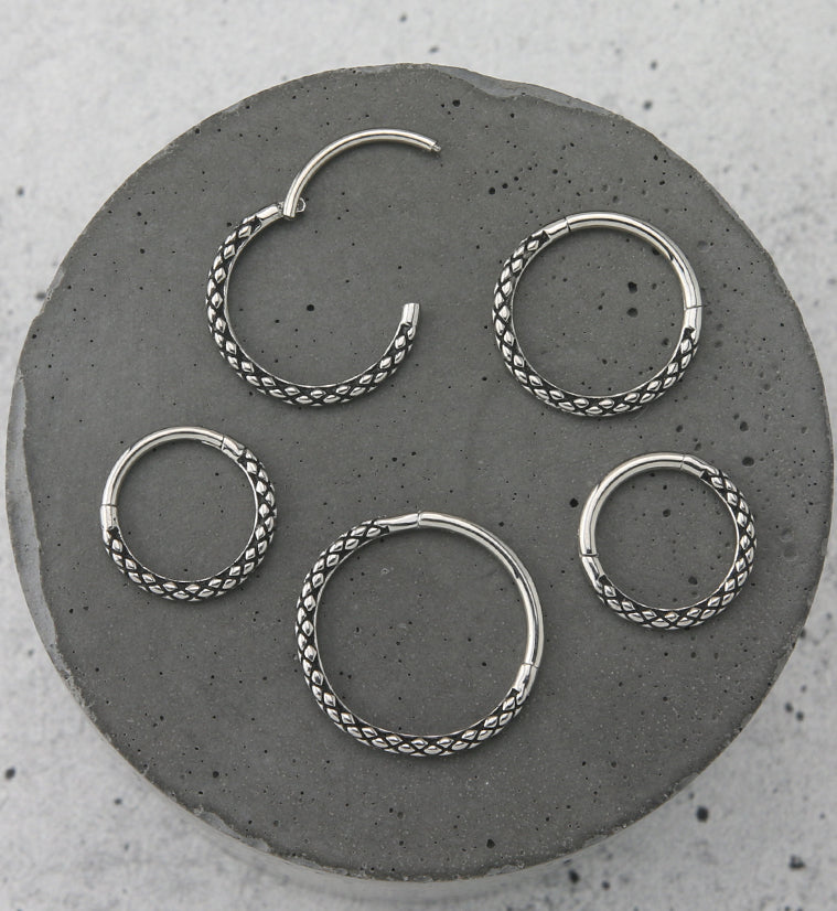 Scales Hinged Segment Ring