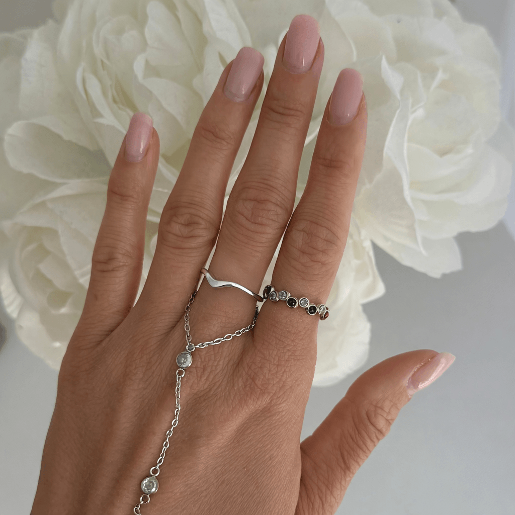 Wavy Band Ring in Gold and Silver, Stackable Design