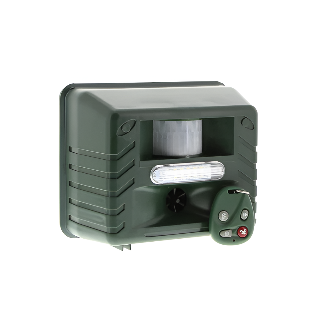 Ultrasonic Bird Deterrent with Motion Detection and Flashing Light, 170 Coverage