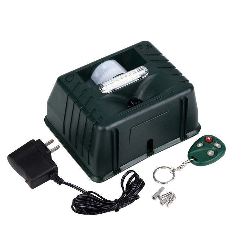 Ultrasonic Bird Deterrent with Motion Detection and Flashing Light, 170 Coverage