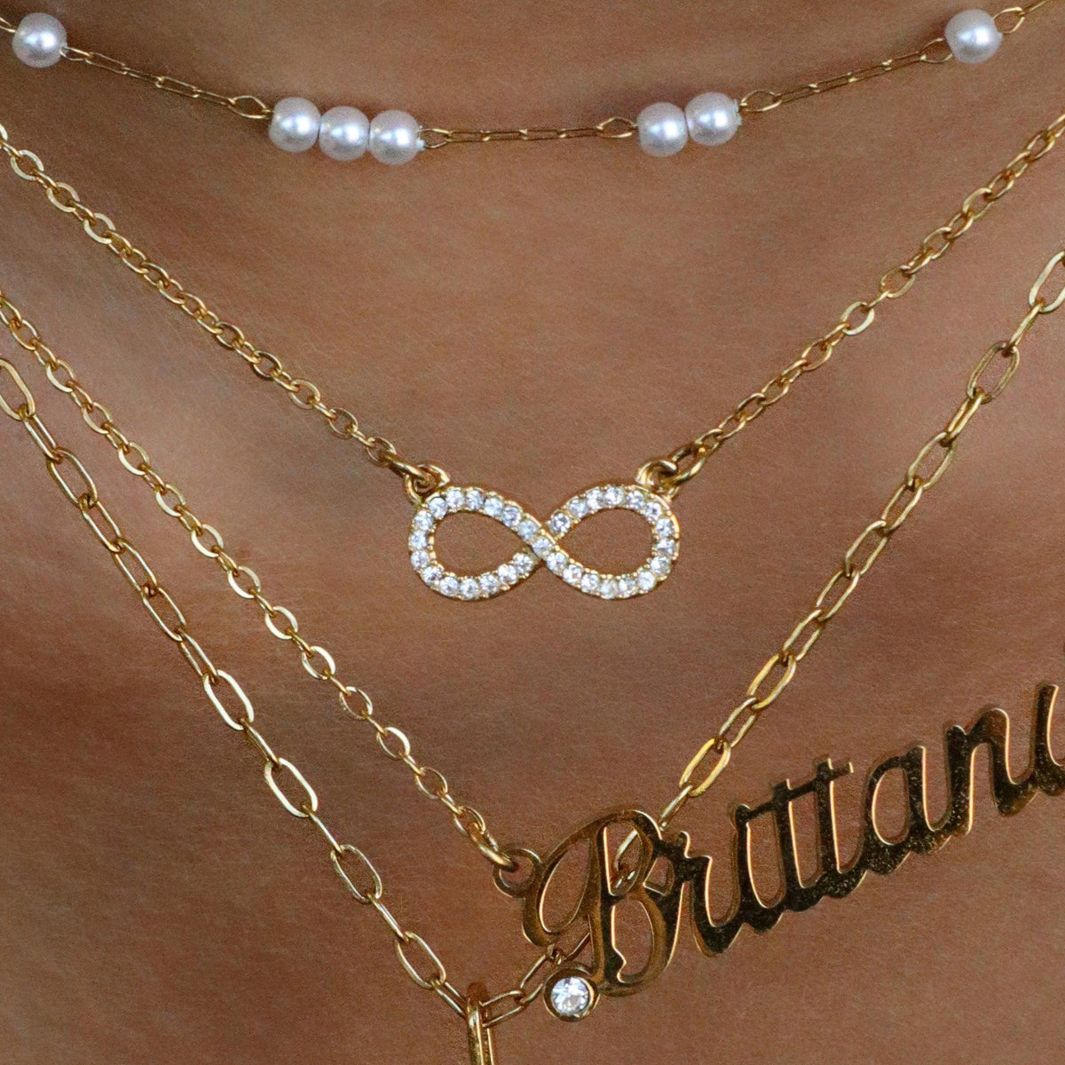 Infinity Symbol Pendant Necklace with Minimalist Geometric Design