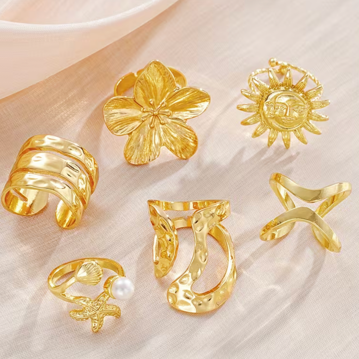 Women's Stackable Rings Set with Starfish and Sunflower Motifs, Golden Tone