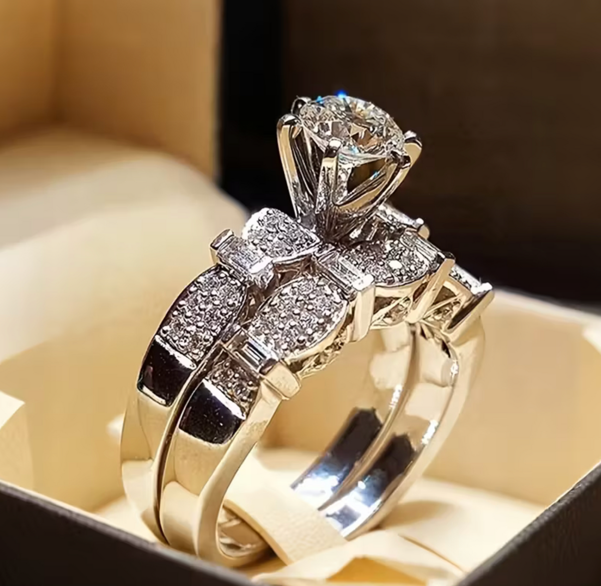 Stackable Ring Set with Sparkling Stones and Vintage Design
