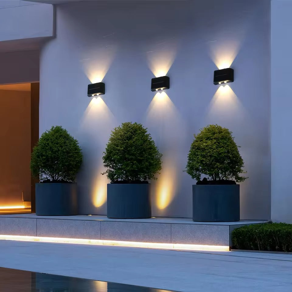Solar LED Wall Light with Automatic Dusk-to-Dawn Sensor and Rechargeable Battery