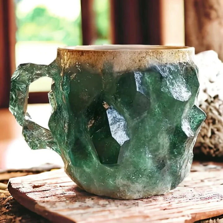 Faceted Crystal Coffee Mug with Geometric Design and Heat Retention